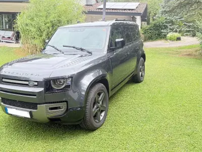 Gebraucht Land Rover Defender SE Dynamic 300 PS (220 kW) 2021 Schwarz SUV