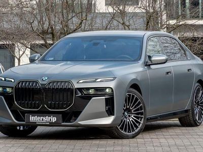 Gebraucht BMW 740 M Sport 299 PS (219 kW) 2025 Grau Limousine