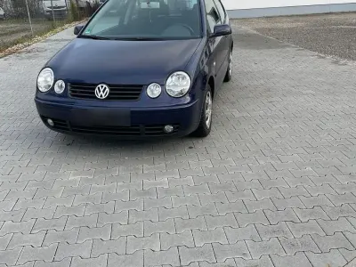 Gebraucht VW Polo Basis 75 PS (55 kW) 2003 Blau Limousine