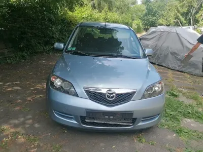 Gebraucht Mazda 2 80 PS (58 kW) 2006 Blau Kleinwagen