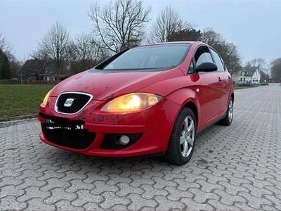 Gebraucht Seat Altea 102 PS (75 kW) 2006 Rot Van / Kleinbus