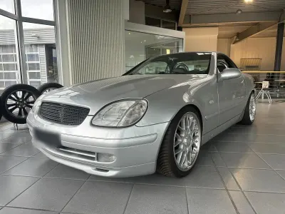 Gebraucht Mercedes SLK230 241 PS (177 kW) 1997 Silber Cabrio