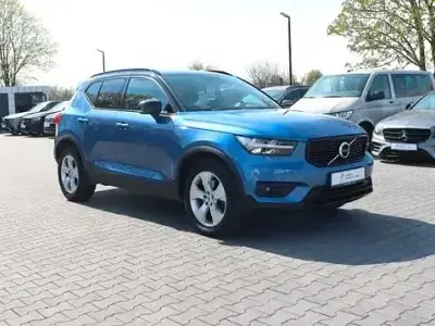 Gebraucht Volvo XC40 R-Design 154 PS (113 kW) 2018 Blau SUV