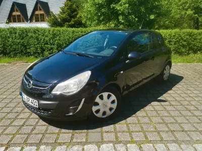 Gebraucht Opel Corsa 101 PS (74 kW) 2011 Schwarz Kleinwagen