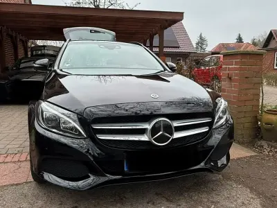 Gebraucht Mercedes C220 170 PS (125 kW) 2017 Schwarz Kombi
