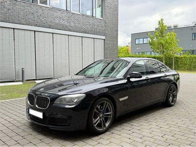 BMW 730