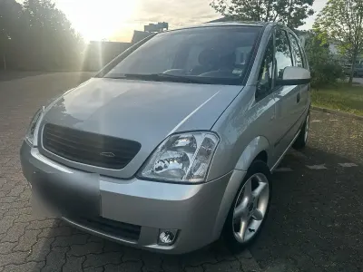 Usata Opel Meriva 125 CV (91 kW) 2003 Argento Monovolume
