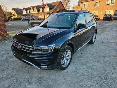 Gebraucht VW Tiguan 240 PS (176 kW) 2020 Schwarz SUV