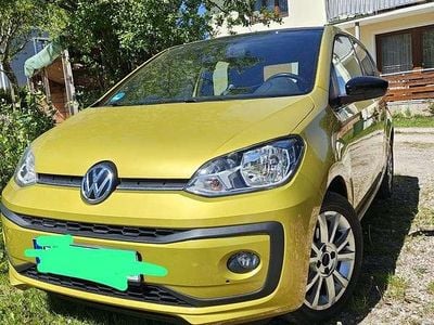 Brugt VW up! CLUB 60 HK (44 kW) 2016 Gul Hatchback