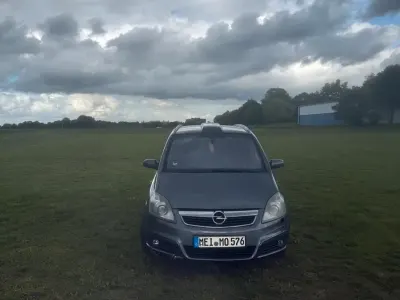 Używany Opel Zafira 2005 Minivan