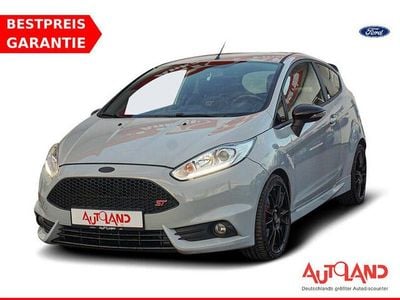 Blau Gebraucht 2017 Ford Fiesta ST Kleinwagen | 13.990 € (Fairer Preis)