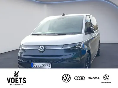 Gebraucht VW Multivan Life 150 PS (110 kW) 2025 Blau Van / Kleinbus