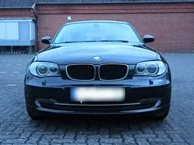 Gebraucht BMW 118 Lifestyle 143 PS (105 kW) 2009 Blau Kleinwagen