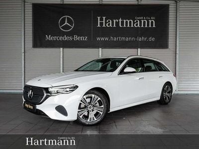 Polarweiß Gebraucht 2024 Mercedes E200 Avantgarde Kombi | 44.850 € (Fairer Preis)