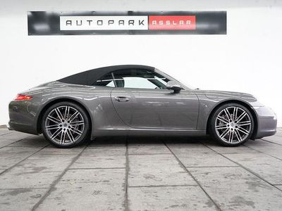 Porsche 911 Carrera Cabriolet
