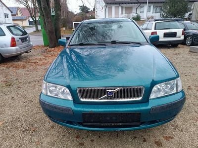 Volvo S40