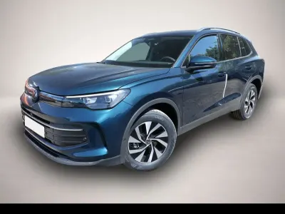 Neu VW Tiguan IQ Drive 150 PS (110 kW) 2026 Blau SUV
