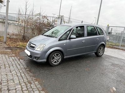 Gebraucht Opel Meriva 105 PS (77 kW) 2009 Silber Van / Kleinbus