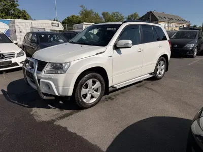 Usata Suzuki Grand Vitara 129 CV (94 kW) 2013 Bianco SUV