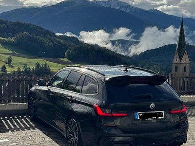 Gebraucht BMW 320 M Sport 190 PS (139 kW) 2021 Schwarz Kombi