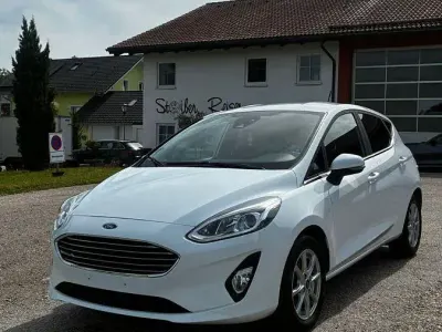 Gebraucht Ford Fiesta Titanium 75 PS (55 kW) 2021 Weiß Kleinwagen
