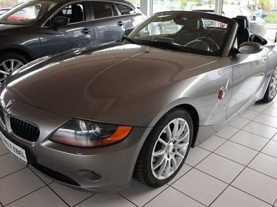 Grau Gebraucht 2005 BMW Z4 Sport Line Cabrio | 11.410 € (Fairer Preis)