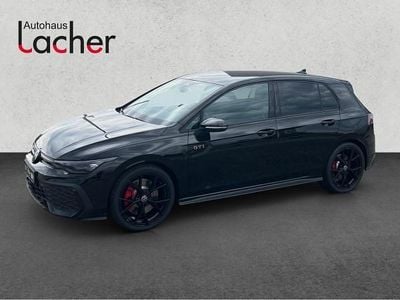 Schwarz (grenadillschwarz metallic) Gebraucht 2025 VW Golf VIII GTI Limousine | 38.891 € (Fairer Preis)