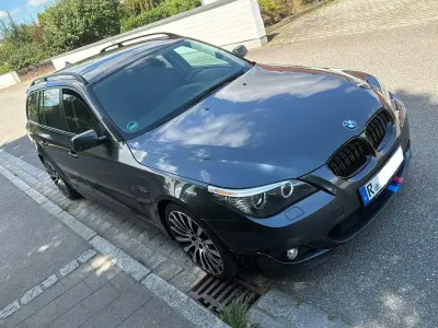 Gebraucht BMW 523 Sport Line 193 PS (141 kW) 2007 Grau Kombi