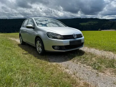 Gebraucht VW Golf VI Comfortline 122 PS (89 kW) 2010 Silber Kleinwagen