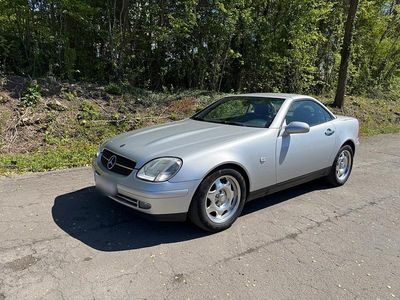 Usata Mercedes SLK200 136 CV (100 kW) 2000 Argento Cabrio