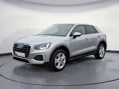 Używany Audi Q2 Advanced 116 KM (85 kW) 2025 Srebrny SUV