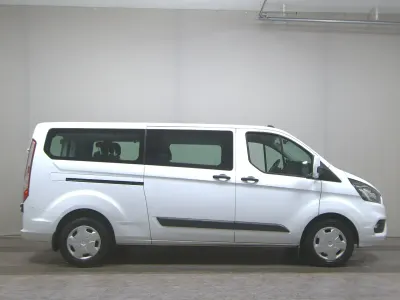 Używany Ford Transit Custom Trend 150 KM (110 kW) 2023 Biały Kombi