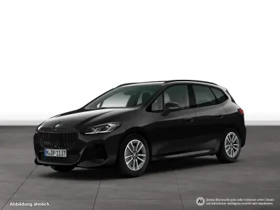 Gebraucht BMW 220 Active Tourer M Sport 156 PS (114 kW) 2025 Schwarz Van / Kleinbus