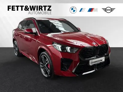 Gebraucht BMW X2 M Sport 163 PS (119 kW) 2025 Fire red metallic SUV