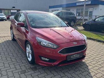 Usata Ford Focus Titanium 125 CV (91 kW) 2015 Rosso Berlina