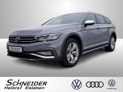 Mondsteingrau 3.mi Gebraucht 2022 VW Passat Alltrack Kombi | 35.360 € (Etwas zu teuer)