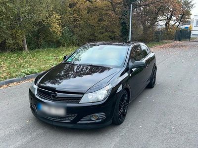 Opel Astra GTC
