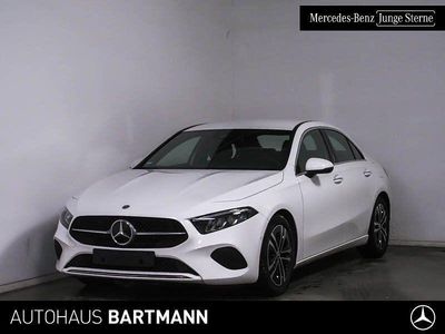 Gebraucht Mercedes A200 Progressive 163 PS (119 kW) 2024 Unilack polarweiß Limousine