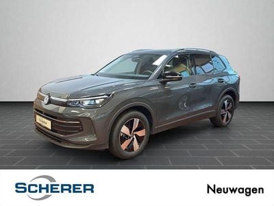 Neu VW Tiguan 150 PS (110 kW) 2026 Grau SUV