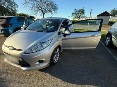 Gebraucht Ford Fiesta Sport 120 PS (88 kW) 2009 Grau Limousine