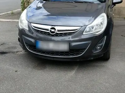 Gebraucht Opel Corsa Edition 86 PS (63 kW) 2013 Grau Kleinwagen