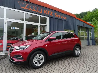 Gebraucht Opel Grandland X Edition 131 PS (96 kW) 2018 Rot SUV