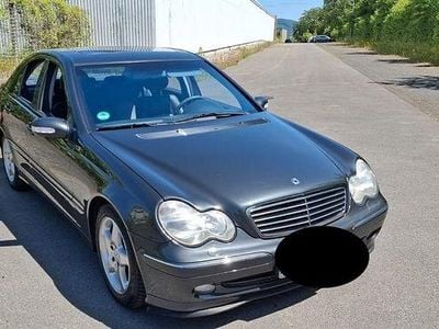 Mercedes C200