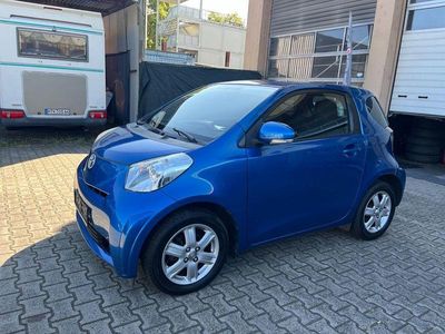 Toyota iQ