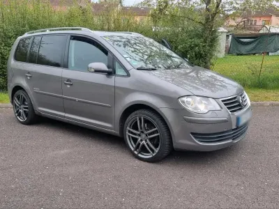 Gebraucht VW Touran 140 PS (102 kW) 2008 Grau Van / Kleinbus