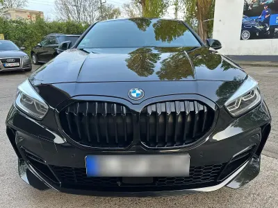 Gebraucht BMW 118 M Sport 140 PS (102 kW) 2023 Schwarz Limousine