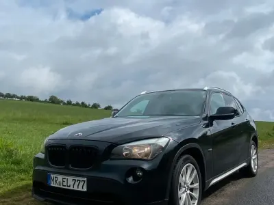 Gebraucht BMW X1 Sport Line 177 PS (130 kW) 2011 Schwarz SUV