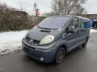 Grau Gebraucht 2012 Renault Trafic Van / Kleinbus | 4.000 € (Teuer)