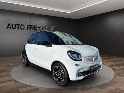 Schwarz/weiß Gebraucht 2017 Smart ForFour Passion Kleinwagen | 9.950 € (Fairer Preis)