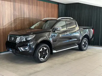 Gebraucht Nissan Navara Tekna 190 PS (139 kW) 2021 Schwarz Pickup